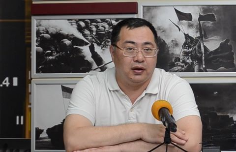 Я сбежал из Казахстана — осуждённый за разжигание розни Ермек Нарымбаев Я сбежал из Казахстана - осуждённый за разжигание розни Ермек Нарымбаев