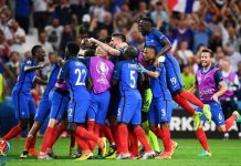 Сборная Франции вышла в финал домашнего чемпионата Европы Сборная Франции вышла в финал домашнего чемпионата Европы