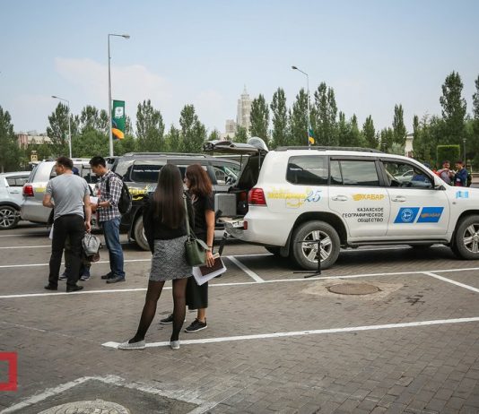 «Увидеть, чтобы полюбить» — экспедиция из Астаны объедет весь Казахстан Увидеть, чтобы полюбить - экспедиция из Астаны объедет весь Казахстан