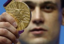 Ильин опроверг информацию о лишении олимпийских медалей, завоёванных в Пекине и Лондоне Ильин опроверг информацию о лишении олимпийских медалей