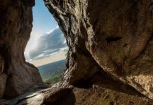 СМИ: Пещера близ Семей излечивает от многих болезней СМИ: Пещера близ Семей излечивает от многих болезней