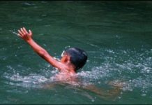 В Семее спасатели вытащили из котлована тело 7-летнего ребенка В Семее спасатели вытащили из котлована тело 7-летнего ребенка