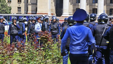 КНБ: Тулешов планировал госпереворот, задолжав $200 млн КНБ: Тулешов планировал госпереворот