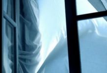 В Усть-Каменогорске скончался 11-месячный ребёнок, выпавший из окна пятого этажа В Усть-Каменогорске скончался 11-месячный ребёнок