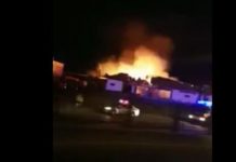 В Алматы на ВОАД горит кафе В Алматы на ВОАД горит кафе