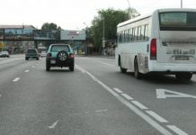 В Алматы на спецполосе для автобусов с момента ее введения выявили около 400 нарушений В Алматы на спецполосе для автобусов с момента ее введения выявили около 400 нарушений