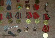 Жительница Павлодара украла у своей бабушки медали ВОВ и деньги Жительница Павлодара украла у своей бабушки медали ВОВ и деньги