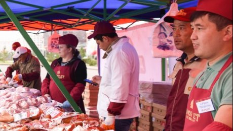 Жителей Астаны призывают не покупать мясо в неустановленных местах Жителей Астаны призывают не покупать мясо в неустановленных местах