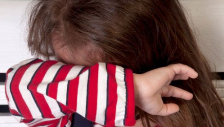 В Шымкенте на теле 5-летней девочки обнаружили телесные повреждения В Шымкенте на теле 5-летней девочки обнаружили телесные повреждения