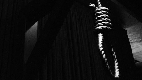 Ставшая жертвой насилия школьница повесилась из-за травли в СКО Ставшая жертвой насилия школьница повесилась из-за травли в СКО