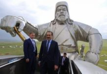 Карим Масимов посетил музей «Статуя Чингизхана» Карим Масимов посетил музей «Статуя Чингизхана»