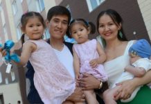 Ключи от 105 квартир вручили новоселам в Павлодаре Ключи от 105 квартир вручили новоселам в Павлодаре