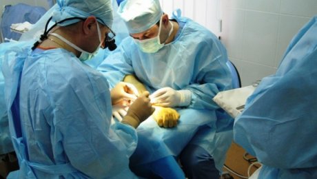 Пятерым пострадавшим во время перестрелки в Алматы проводят операции Пятерым пострадавшим во время перестрелки в Алматы проводят операции