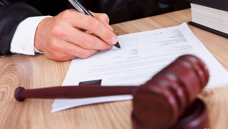 В Костанае суд признал незаконными действия акимата, снявшего медсестру с очереди на кварт… В Костанае суд признал незаконными действия акимата