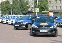 С. Кулагин вручил участковым полицейским региона ключи от 62-х новых машин С. Кулагин вручил участковым полицейским региона ключи от 62-х новых машин