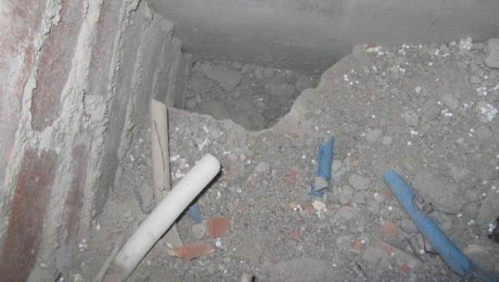Трое строителей оказались погребены под завалом грунта в Атбасаре