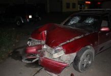 В Алматы Mazda врезалась в столб, пострадал пассажир В Алматы Mazda врезалась в столб