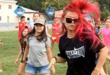 Шымкентские дети станцевали в поддержку южноказахстанских боксеров в Рио Шымкентские дети станцевали в поддержку южноказахстанских боксеров в Рио