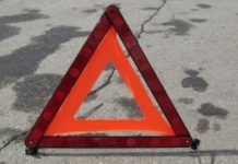 В Шымкенте водитель Мерседеса насмерть сбил двух человек на остановке В Шымкенте водитель Мерседеса насмерть сбил двух человек на остановке