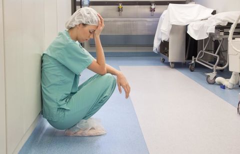 Роженица скончалась в Караганде после кесарева сечения Роженица скончалась в Караганде после кесарева сечения