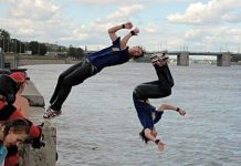 Смертельно опасный флешмоб запустили в Атырау Смертельно опасный флешмоб запустили в Атырау