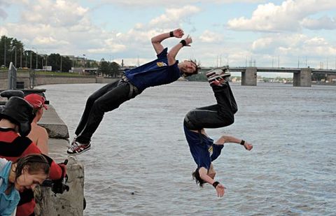 Смертельно опасный флешмоб запустили в Атырау Смертельно опасный флешмоб запустили в Атырау