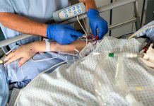 Пятеро раненых в перестрелке в Алматы находятся в реанимации Пятеро раненых в перестрелке в Алматы находятся в реанимации