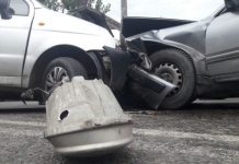 Водитель автобуса спровоцировал двойную аварию в Алматы Водитель автобуса спровоцировал двойную аварию в Алматы