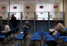 Начальник адмполиции в Уральске пожертвовал своим кабинетом для народа Начальник адмполиции в Уральске пожертвовал своим кабинетом для народа