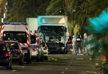 Атака в Ницце на День взятия Бастилии: десятки погибших Атака в Ницце на День взятия Бастилии: десятки погибших