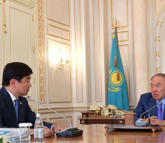 Нурсултан Назарбаев встретился Бауыржаном Байбеком в Алматы Нурсултан Назарбаев встретился Бауыржаном Байбеком в Алматы