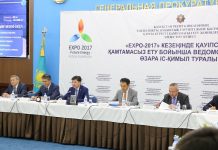 Асанов рассматривает возможность ограничения въезда иногородних машин в Астану Асанов рассматривает возможность ограничения въезда иногородних машин в Астану