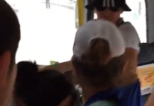 Драку в автобусе сняли на видео в Актобе Драку в автобусе сняли на видео в Актобе