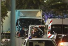 Опубликовано видео движения грузовика до теракта в Ницце Опубликовано видео движения грузовика до теракта в Ницце