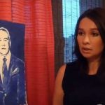 Портрет Назарбаева с кока-колой нарисовала грудью эпатажная художница