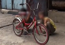 В Шымкенте ВИЧ-инфицированный по вине врачей ребёнок выживает в разваливающейся времянке В Шымкенте ВИЧ-инфицированный по вине врачей ребёнок выживает в разваливающейся времянке