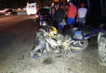 В Алматы мотоциклист врезался в авто из-за неожиданно возникшего препятствия В Алматы мотоциклист врезался в авто из-за неожиданно возникшего препятствия