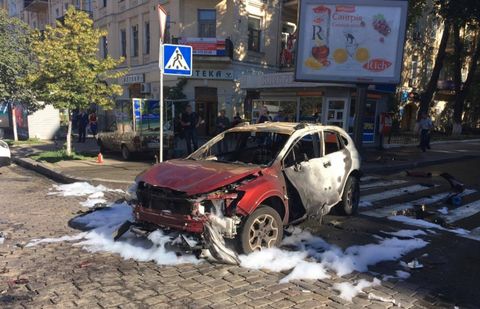 Видео взрыва авто с Павлом Шереметом появилось в СМИ Видео взрыва авто с Павлом Шереметом появилось в СМИ