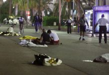 Байкер, рискуя жизнью, пытался остановить террориста в Ницце Байкер