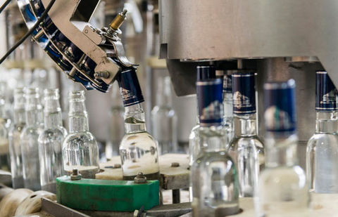 Актюбинцы винят в рождении детей-мутантов ядовитые отходы от производства алкоголя Актюбинцы винят в рождении детей-мутантов ядовитые отходы от производства алкоголя