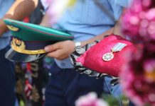 Погибшего при теракте в Алматы пограничника посмертно наградили медалью Погибшего при теракте в Алматы пограничника посмертно наградили медалью