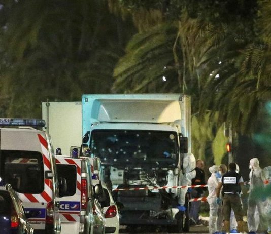 После теракта в Ницце четверо казахстанцев обратились за помощью в посольство РК После теракта в Ницце четверо казахстанцев обратились за помощью в посольство РК