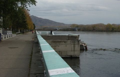 Друга утонувшего в Иртыше подростка могут привлечь к ответственности за оставление в опасности Друга утонувшего в Иртыше подростка могут привлечь к ответственности за оставление в опасности