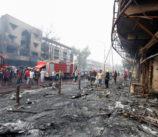 В результате двух взрывов в Багдаде погибли более 80 человек