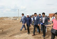 Сапарбаев вкусил жуткого зловония на свалках Актобе