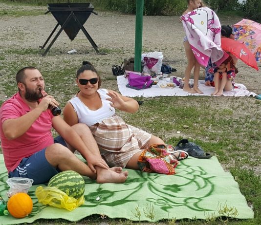 В Усть-Каменогорске спасатели предлагают отдыхающим поменять пиво на свисток