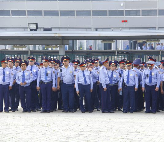 Беспрецедентные меры безопасности предприняты полицией на футбольном матче в Астане