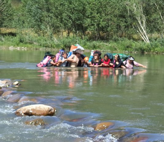 Школьников Семея учили выживать в экстремальных условиях