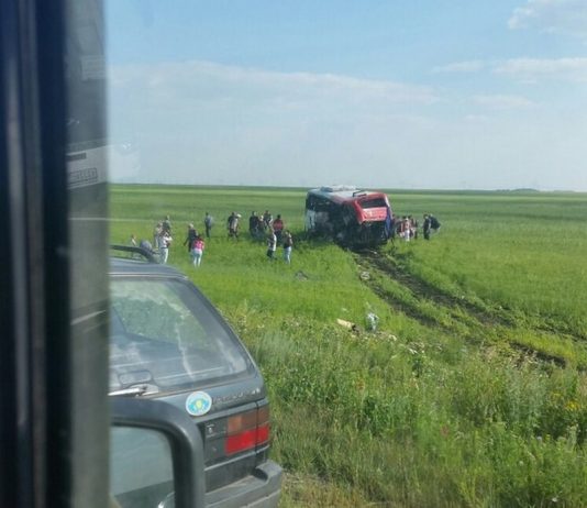 Шесть человек погибли в автокатастрофе с участием рейсового автобуса в Костанайской области
