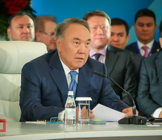 Назарбаев назвал Асета Исекешева пионером индустриализации Казахстана Назарбаев назвал Асета Исекешева пионером индустриализации Казахстана